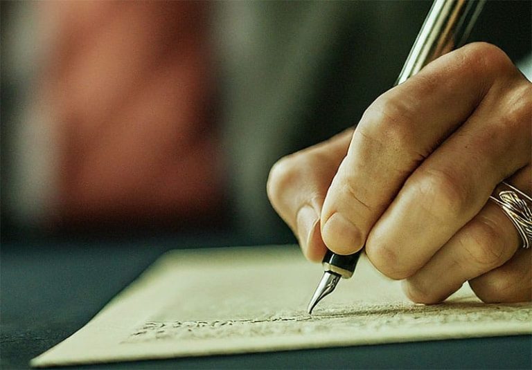 چگونگی نوشتن وصیت‌نامه معتبر