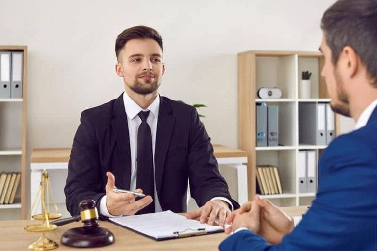 مشاوره حقوقی با بهترین وکیل